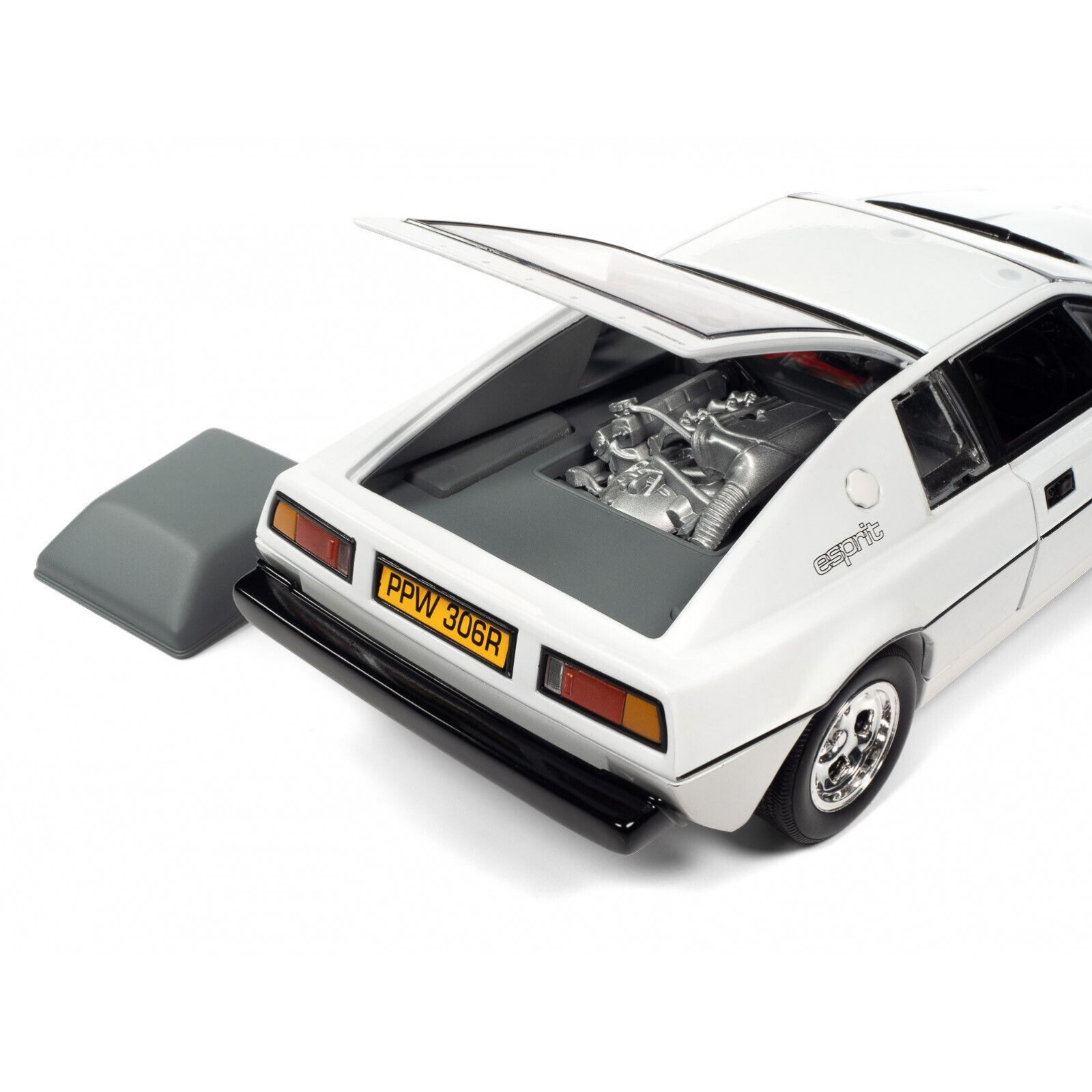 James Bond The Spy Who Loved Me 1:18 1971 Lotus Espirit S1