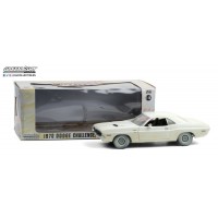 Vanishing Point 1:18 1970 Dodge Challenger R/T Weathered Diecast Model Greenlight - Official