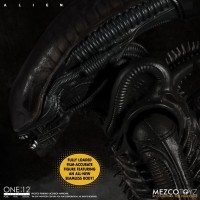 Alien One:12 Collective Xenomorph 1/12 Action Figure Mezco - Official