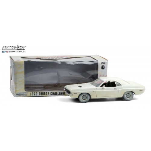 Vanishing Point 1:18 1970 Dodge Challenger R/T Weathered Diecast Model Greenlight - Official