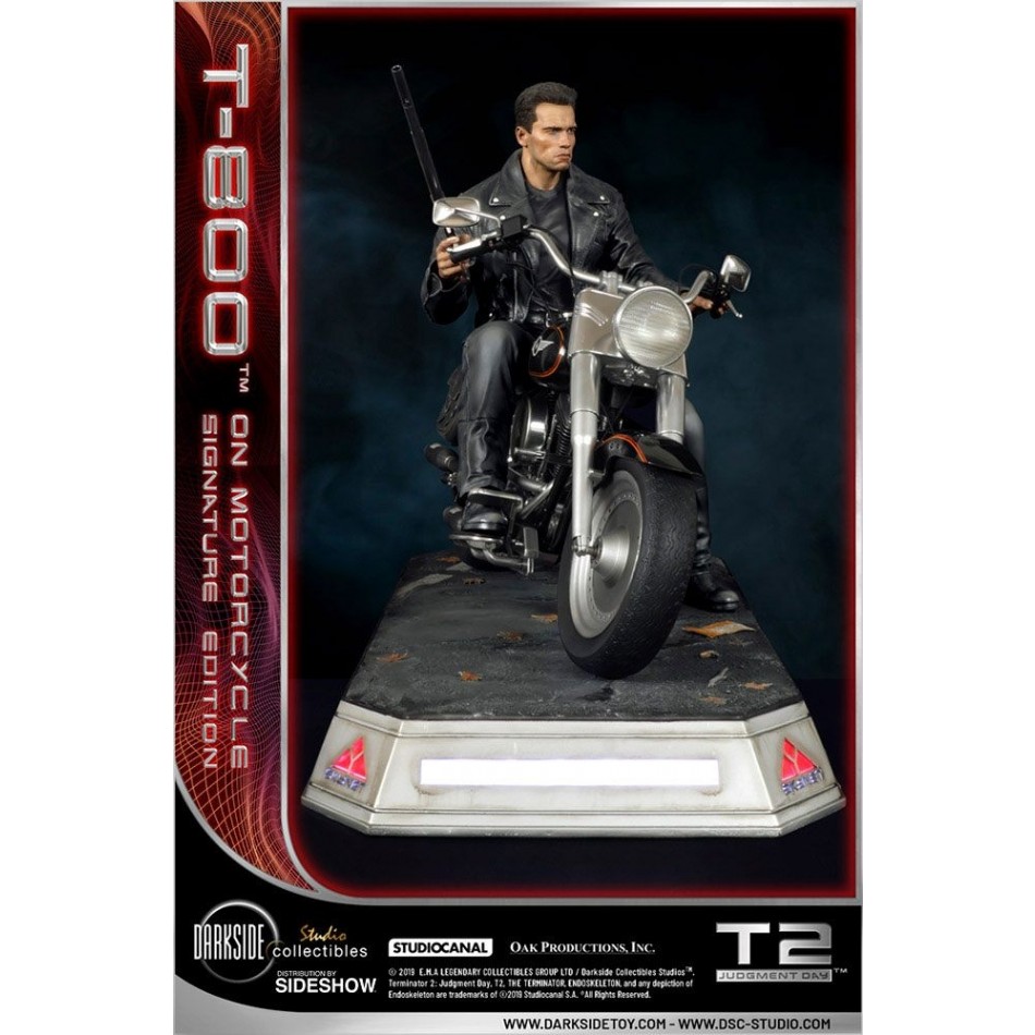 Terminator 2 Judgment Day 1/4 T-800 on Motorcycle Signature